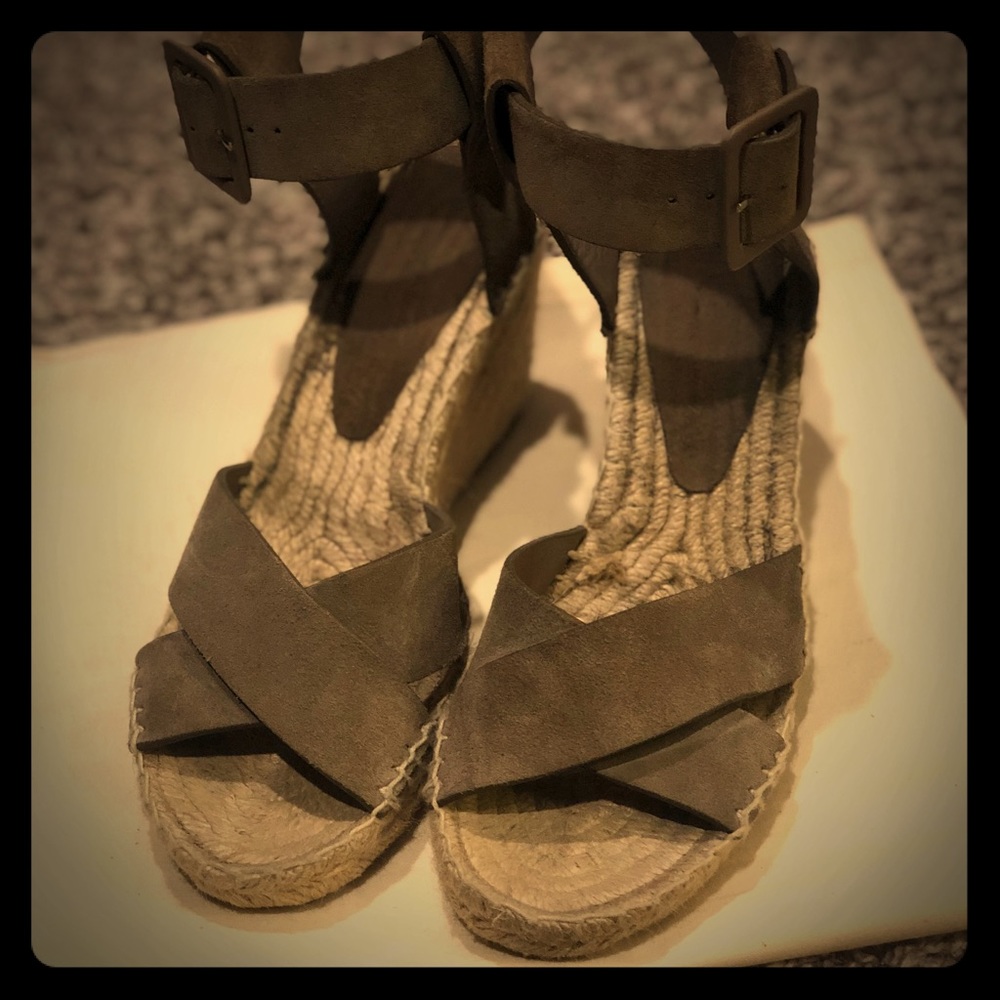 Vince Espadrille Wedge size 8